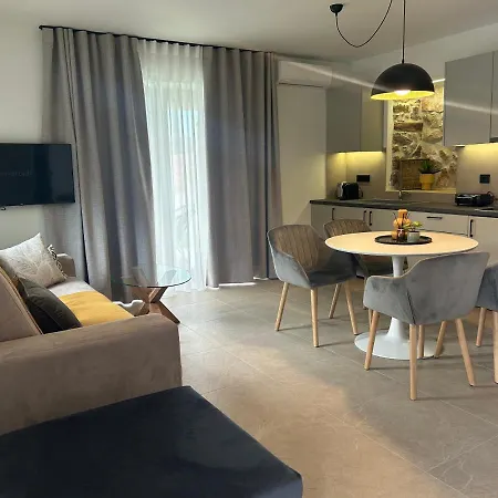 Piedra Luxury Apartments Nauplion Buitenkant foto