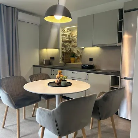 Piedra Luxury Apartments Nauplion Buitenkant foto