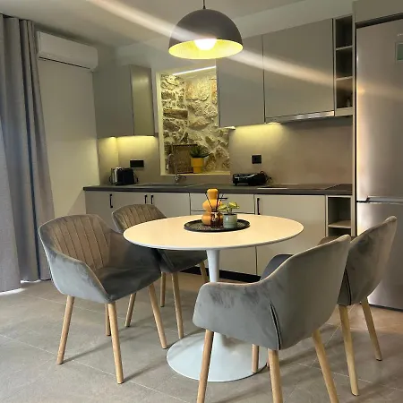 Piedra Luxury Apartments Nauplion Buitenkant foto